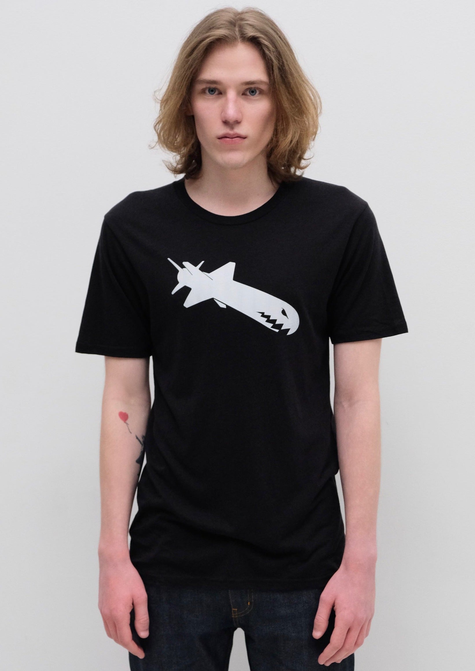 MAKO :: Shark Tee